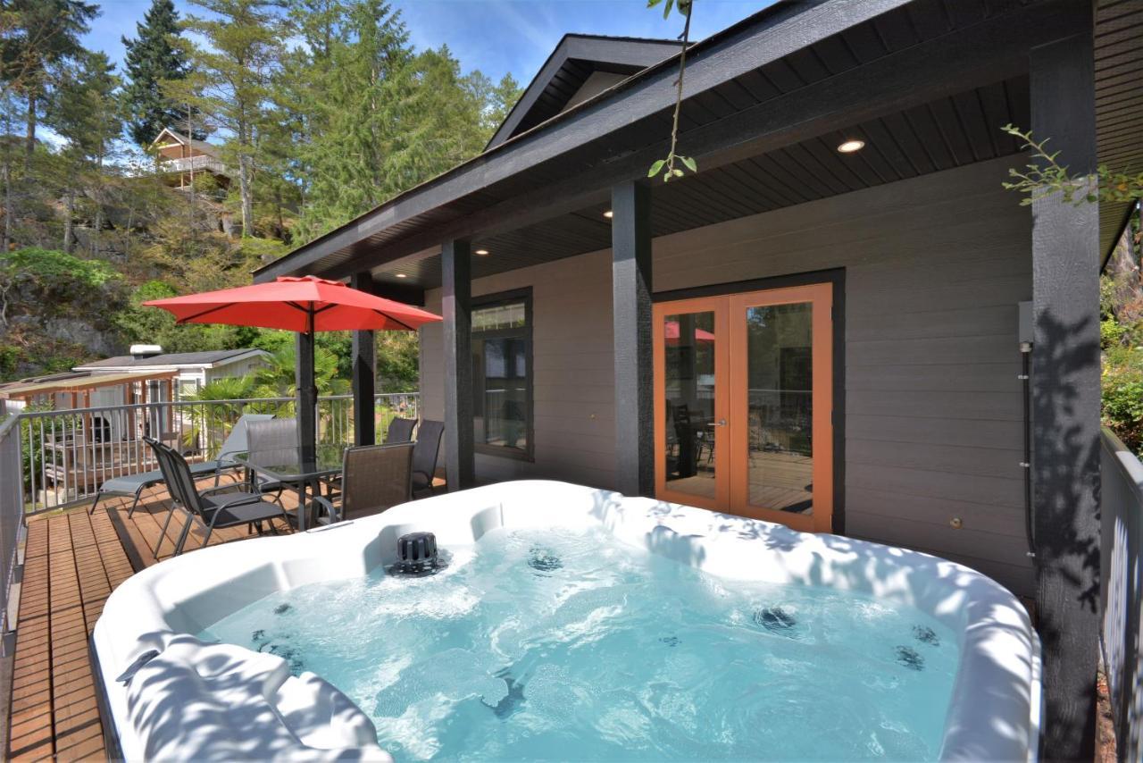 Pender Harbour Resort & Marina Garden Bay Exterior foto